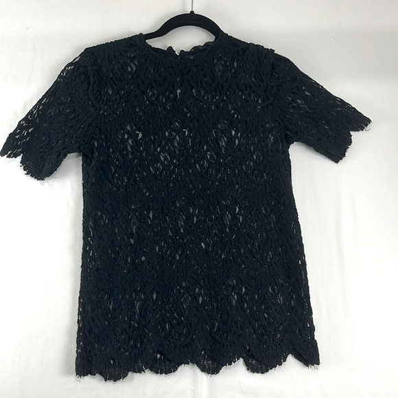 Zara Sheer Black Lace Scalloped Neck and Hem Top - Picture 2 of 9